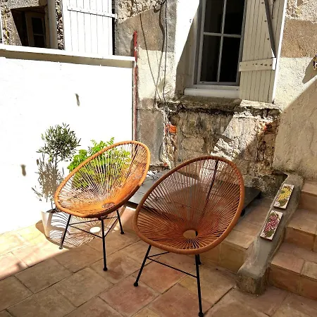 Lägenhet Le Duc - Coeur De - Avec Terrasse Et Climatisation